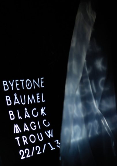 nl-0222-437038-120800-back