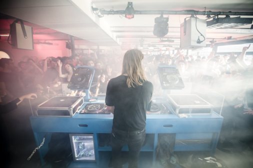 fr-0518-583336-325276-front