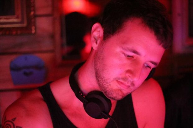 us-0713-606906-front